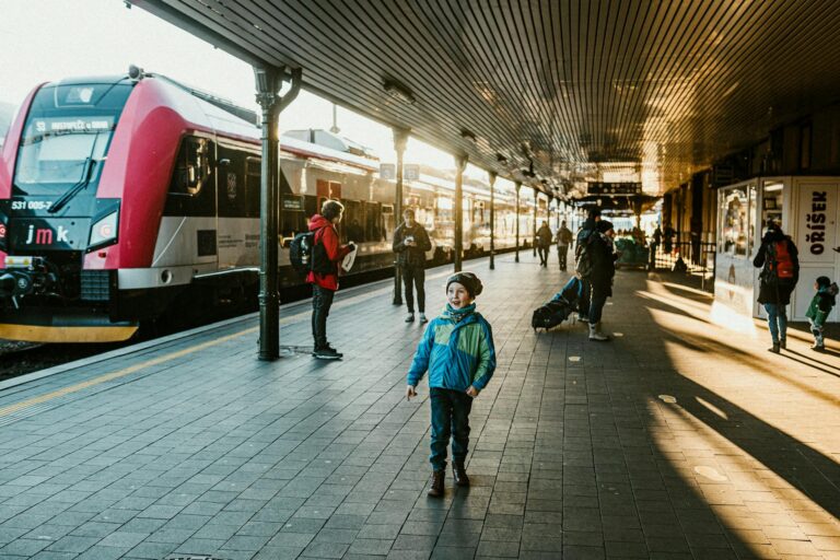 Kluster : règles, astuces et pourquoi tout le monde l'apporte en vacances - Photo par Helena Jankovičová Kováčová