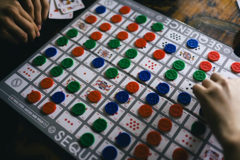 Sequence : règles complètes et 5 stratégies pour gagner